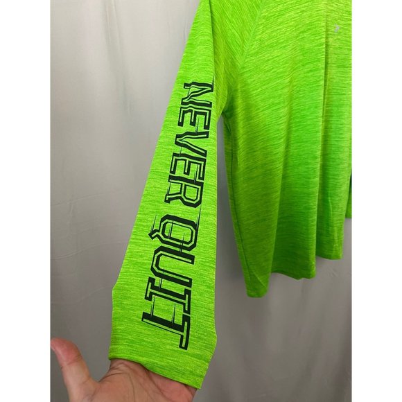 Old Navy Active Green Static Print "Never Quit" Long Sleeve Go-Dry Athletic Tee - Picture 4 of 8